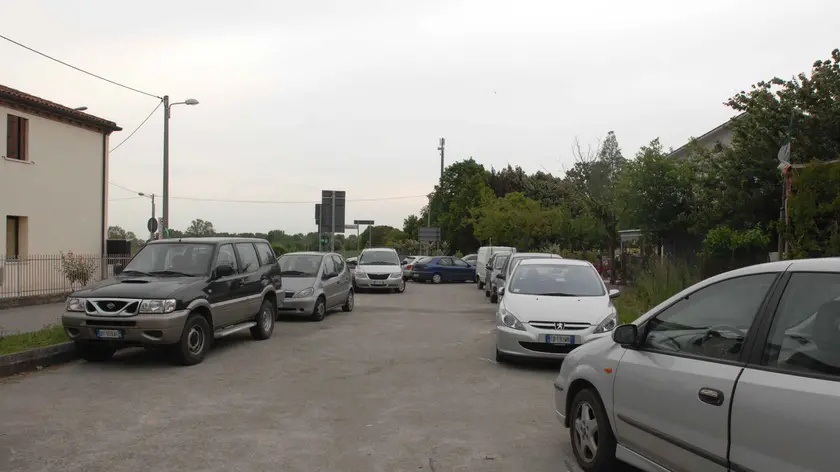 L'incrocio tra via Bazzera e via Asti