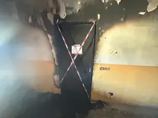 Il condominio Circus danneggiato dal rogo appiccatoo da un inquilino