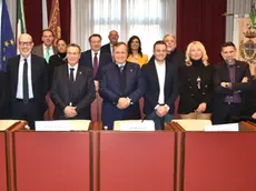 Il sindaco di Venezia Brugnaro con gli assessori