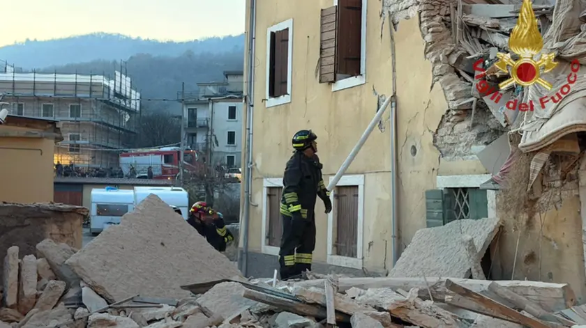 La palazzina crollata a Negrar