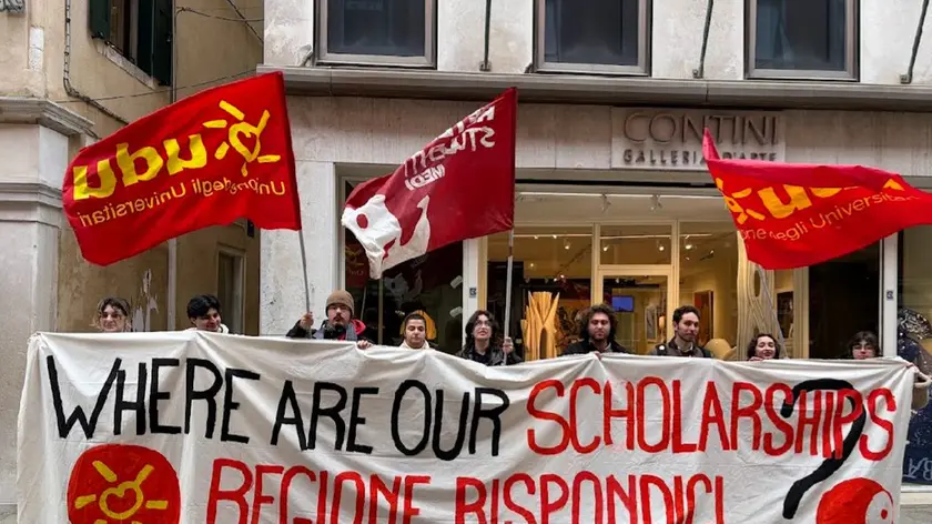 La protesta degli studenti universitari a Venezia