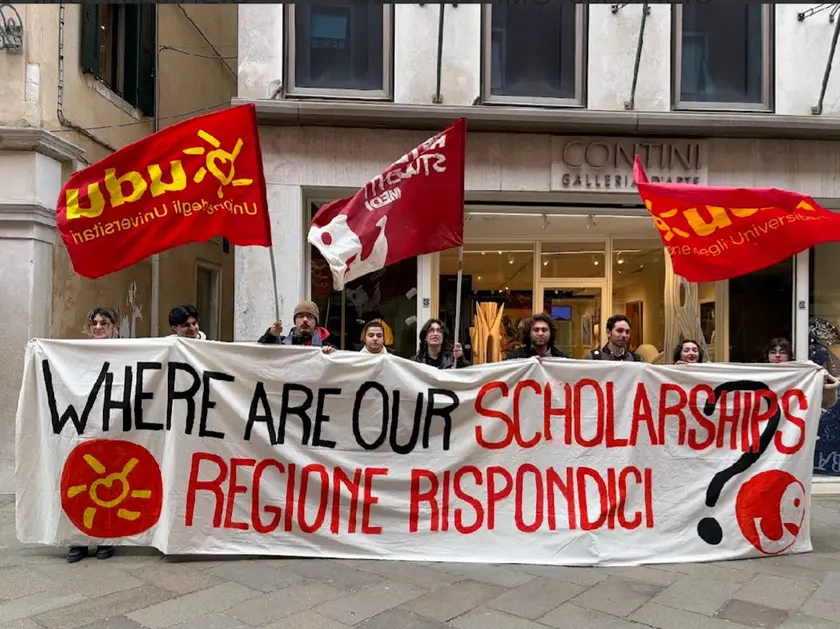 La protesta degli studenti universitari a Venezia