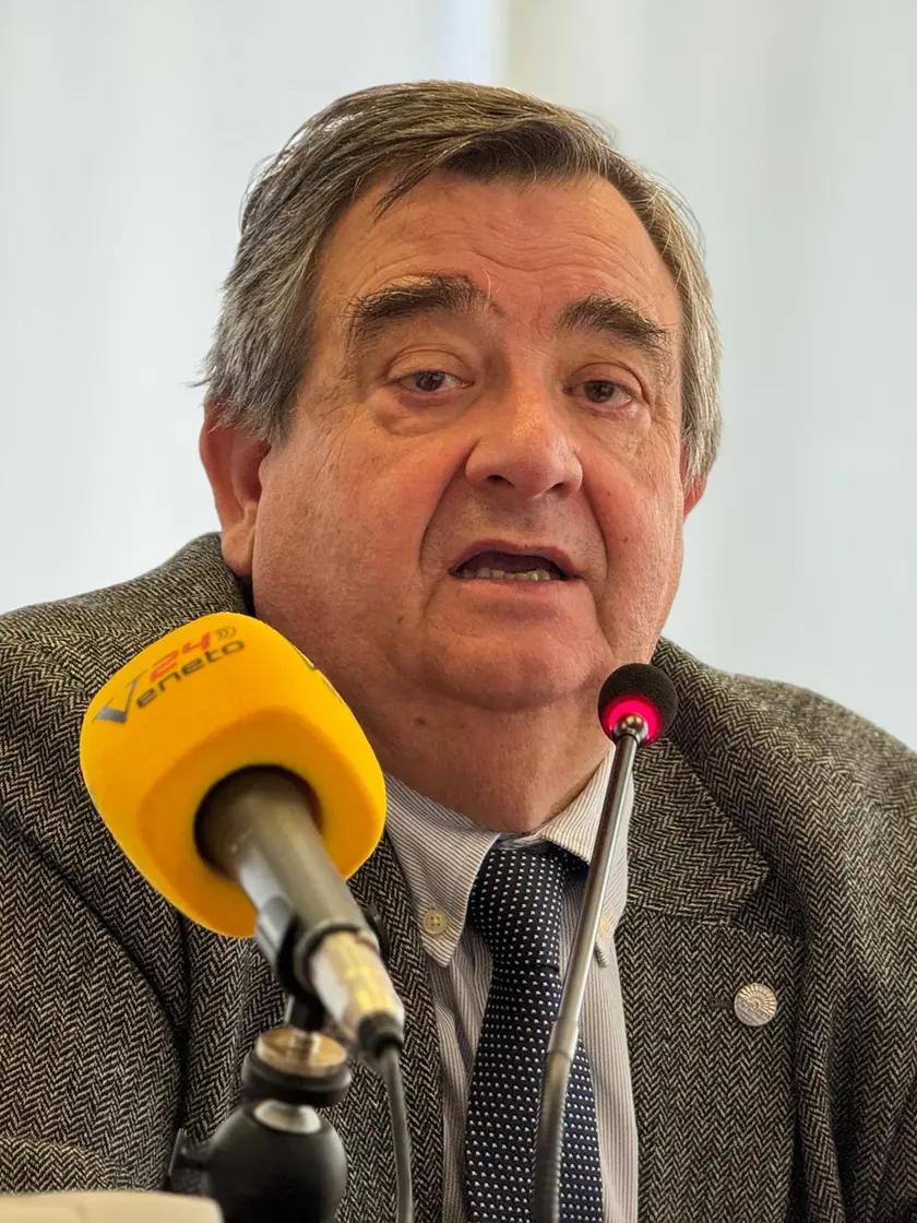 Il dg uscente dell'Ulss 3 Edgardo Contato