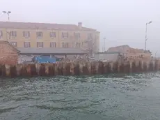 Il palancolato nel canale della Scomenzera nel tratto crollato