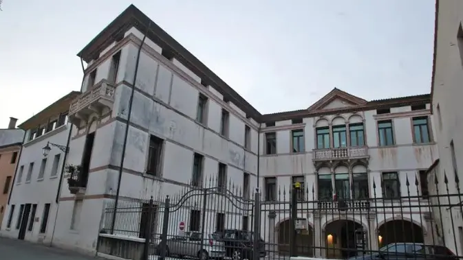 La vecchia sede del tribunale di Bassano