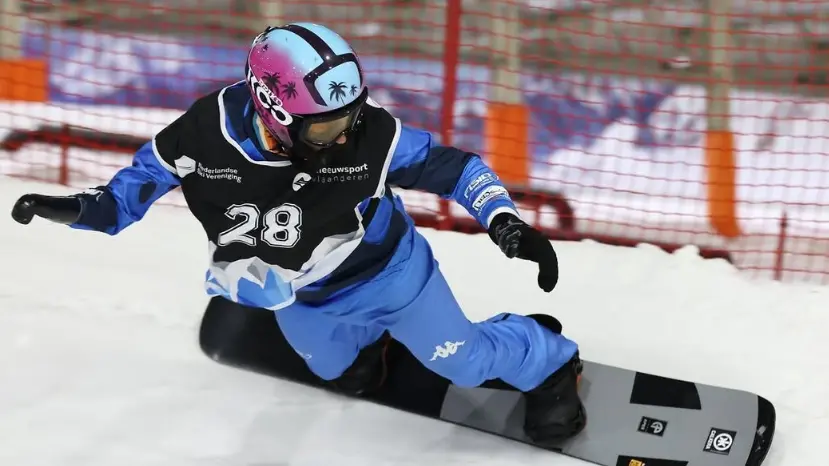 Lo snowborder paralimpico Riccardo Cardani