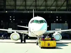 Un aereo realizzato da Superjet: quattro modello dovrebbero essere acquistati dal Messico