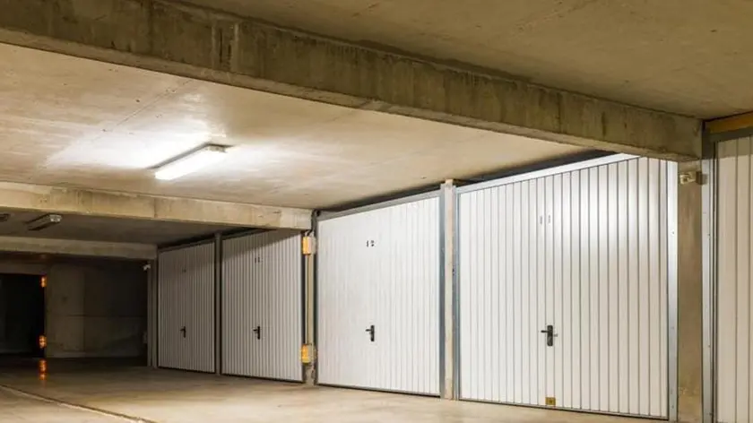 Disabile rinchiuso nel garage: il caso nel Veneziano