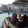 Un vaporetto in Canal Grande