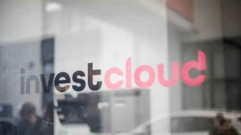 La sede di InvestCloud a Marghera: l’azienda ha annunciato il licenziamento di 37 dipendenti per una riorganizzazione legata anche all’uso dell’AI