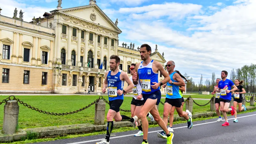 Un'immagine della scorsa edizione della Mezza Maratona dei Dogi (Credit Organizzatori Dogi's Half Marathon)