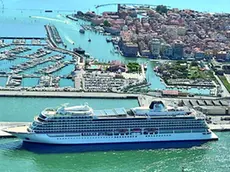 Una crociera della Viking ormeggiata nel porto di Chioggia