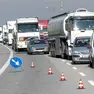 Traffico pesante lungo la strada Romea