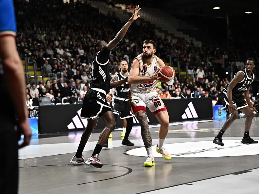 Amedeo Tex Tessitori, doppia doppia a Bologna foto Editoriale Report