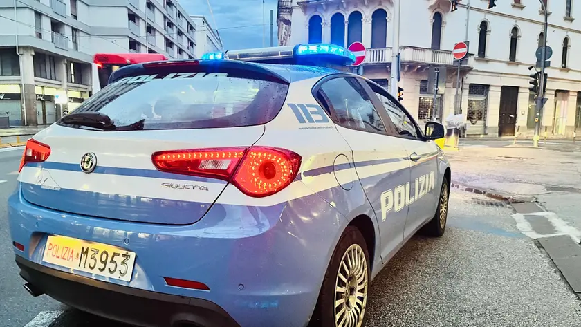 I due sono stati fermati dagli agenti delle Volanti di Padova