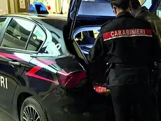 I carabinieri nell’area dell’accoltellamento di giovedì sera