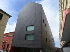 L'esterno del tribunale di Venezia dove è finita (?) la storia d'amore con la condanna di lei