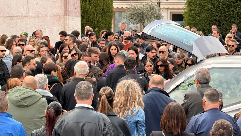 I funerali di Ketty Montagner (Foto Pòrcile)