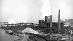 Porto Marghera, cent’anni di industria: Primo Maggio tra memoria operaia, crisi e transizione verde