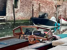 La barca andata a fuoco