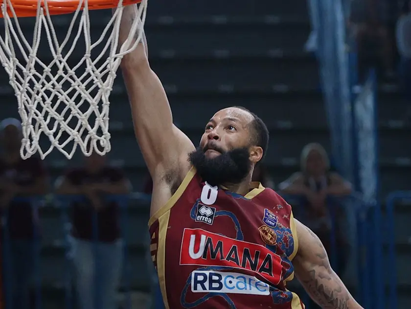 Reyer Venezia travolgente a Cremona