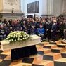 Santa Giustina gremita per i funerali del campione