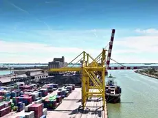 Uno del terminal container di Porto Marghera
