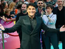 Sal Da Vinci a Vienna alla cerimonia del "Turquoise Caerpet", sarà lui a rappresentare l'Italia