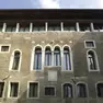 La facciata di Palazzo Selvadego a San Marco
