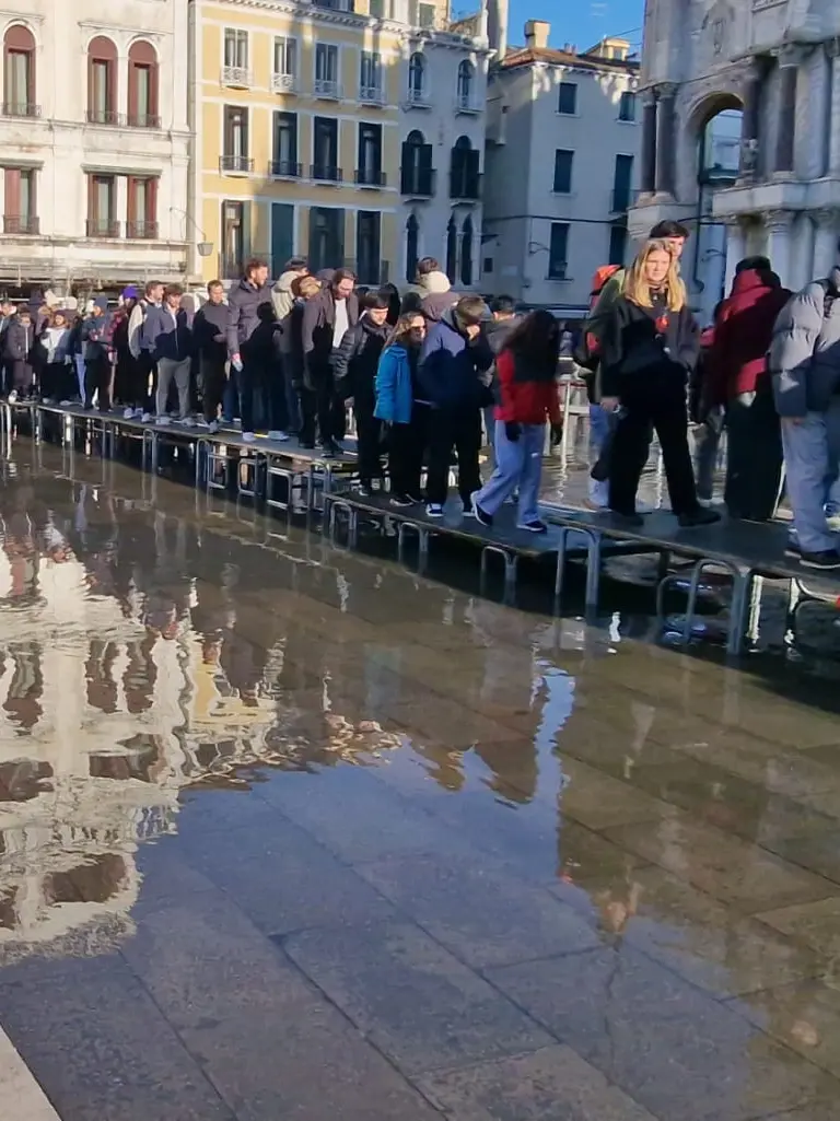 Acqua altra fuori stagione a Venezia