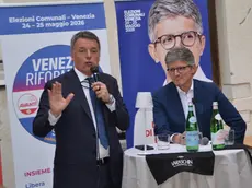 Mattero Renzi con Martella a Mestre (foto Pòrcile)