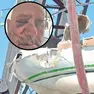Nel tondo Luciano Orlandi dopo lo schianto,nella foto grande la sua barca danneggiata dopo lo schianto con la motonave