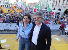 Elly Schlein e Andrea Martella in piazza Ferretto. Foto Pòrcile