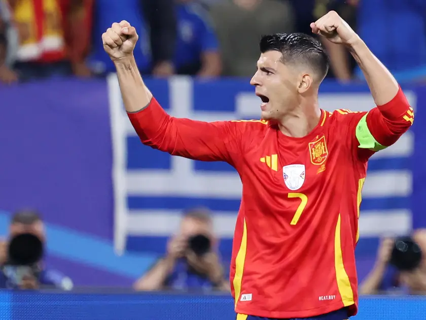 Alvaro Morata con la maglia della Nazionale spagnola