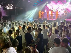 Una serata al Pride Village