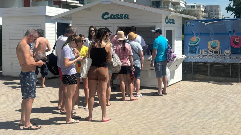 Assalto alle spiagge venete per il ponte del 2 giugno