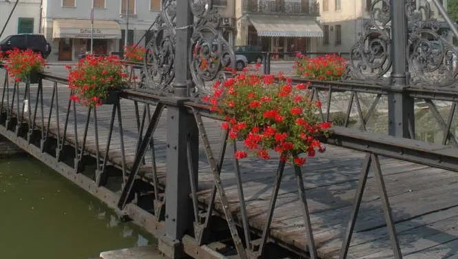 Uno dei 7 ponti mobili a Mira sul Naviglio del Brenta