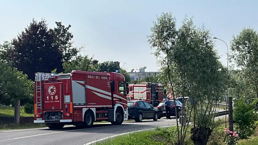 I vigili del fuoco sul luogo della tragedia a Teglio Veneto