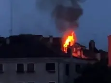 L'incendio in un'abitazione di Castello