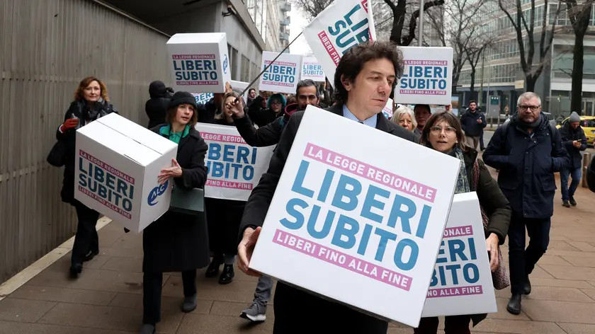 Cappato dell'associazione Luca Coscioni durante una manifestazione per il Fine vita
