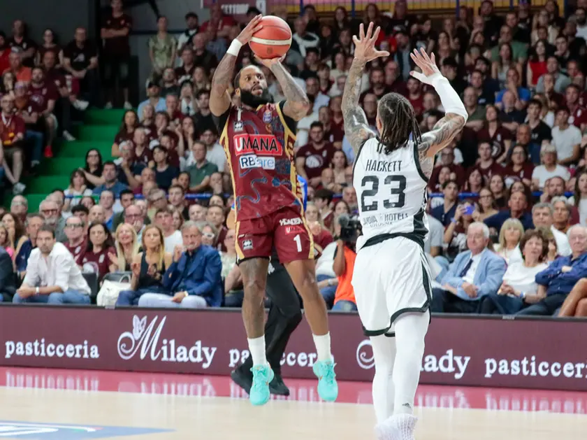 Reyer Venezia in finale scudetto: battuta la Virtus Bologna, sfida a Milano per il tricolore