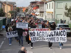 Una protesta cittadina contro l’installazione di moduli fotovoltaici nel Veneziano