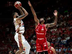 Milano travolge la Reyer in gara 1 della finale scudetto