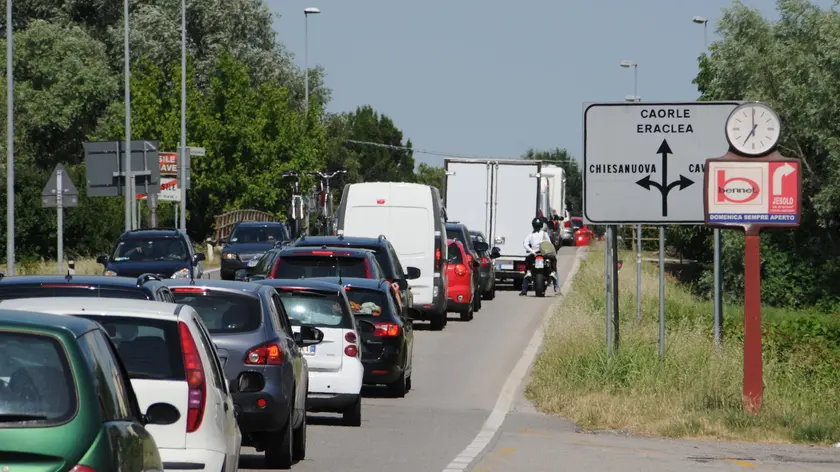 Automobili in coda