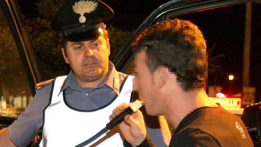 Un controllo con l'etilometro