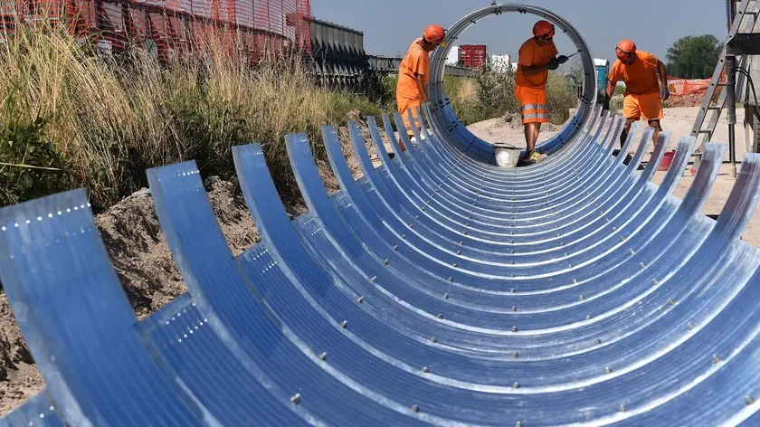 A causa del caldo a Venezia le grandi fabbriche anticipano l’entrata: al lavoro dalle 6