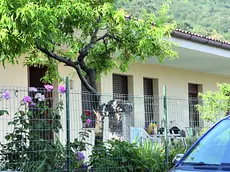La villetta in cui si è verificato il dramma (Foto Ambrosio/Petrussi)