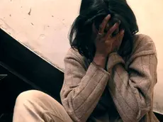 Maltrattava la moglie davanti ai figli piccoli: finisce in carcere