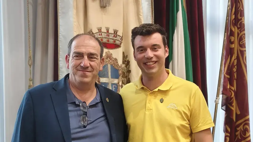 A sinistra il neo presidente della municipalità di Mestre, Gennaro Marotta