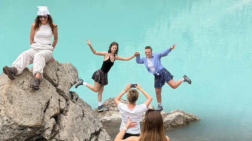 Lago di Sorapiss preso d’assalto: +20% di turisti